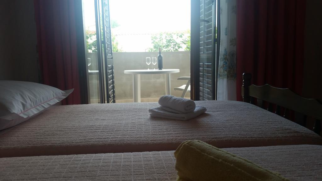 Apartment B&K Raslina エクステリア 写真